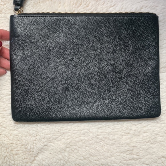 Kate spade ♠️ clutch - Picture 3 of 5